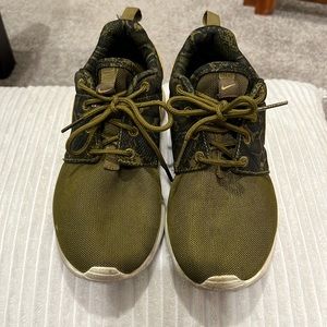 Nike Roshe One print running